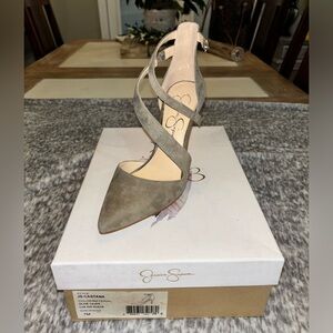 Jessica Simpson - Castana - Olive/Taupe - Lux Kid Suede - Size 7 - Never Worn